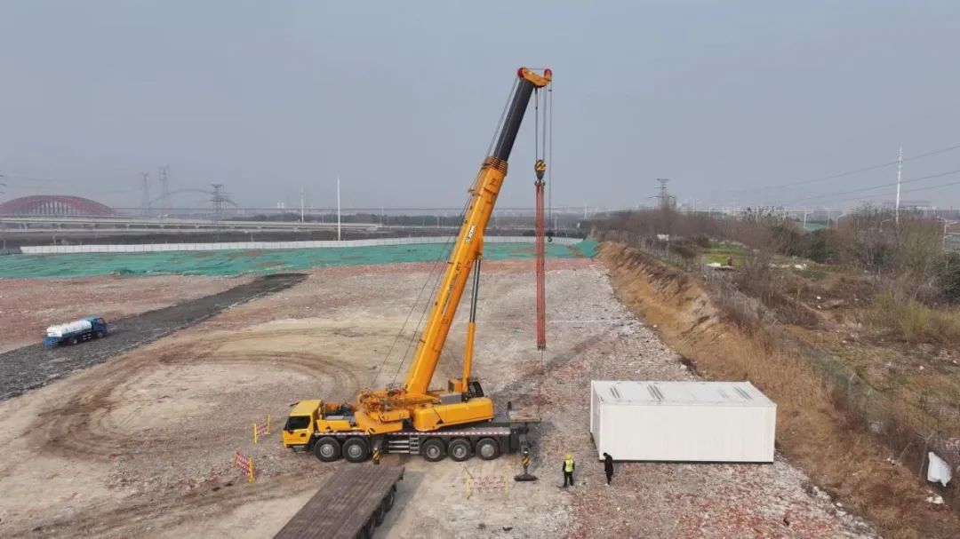 月出勤27天！徐工G2代XCT130G7-1省油又高效，18年吊装机长都赞！