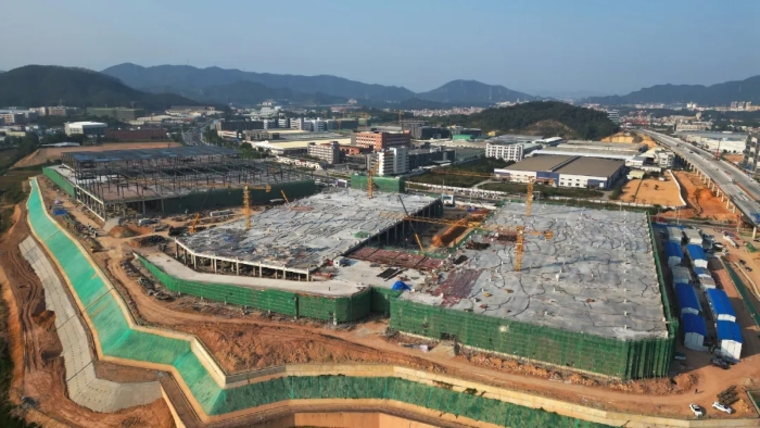 超级订单“派送” |  徐工群塔助建京东智能电商产业园